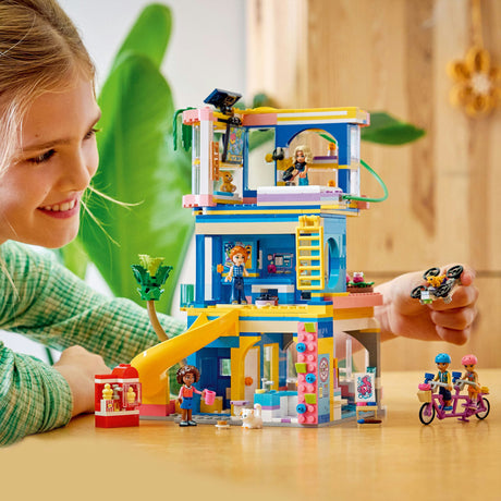 Lego friends 42689 hlc clubhuis