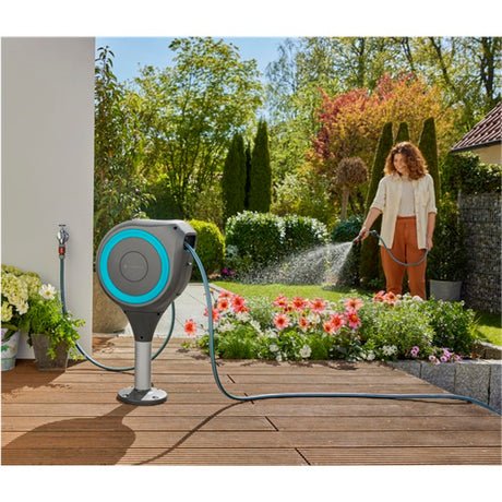 Gardena patio slangenbox rollup s slanghaspel (grijs wit, 15 meter, incl. reinigingsspuit)