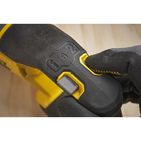 Stanley brushless v20 18v fatmax reciprozaag (zwart geel, accu, oplader en koffer inbegrepen)