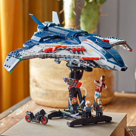 Lego ® marvel avengers: age of ultron quinjet - 76325