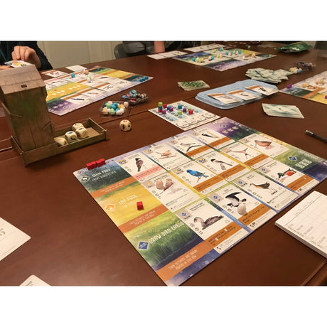 Asmodee wingspan bordspel (engels, 1 - 5 spelers, 40 - 70 minuten, vanaf 10 jaar)