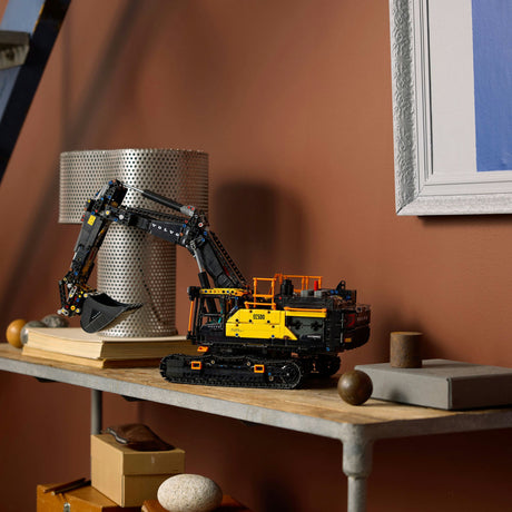 Lego ® technic volvo ec500 hybrid graafmachine - 42215