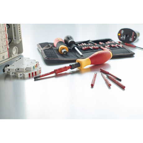 Wiha momentschroevendraaierset torquevario-s electric (rood geel, 19-delig, 0,8 - 5 nm)