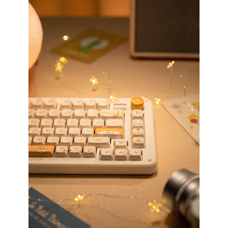 Iqunix zx75 sunset ponder wireless mechanical keyboard (lichtgeel, us lay-out (qwerty), gateron red, 75%, rgb leds, hot-swappable, double-shot pbt, 2.4ghz | bluetooth 5.1 | usb-c)