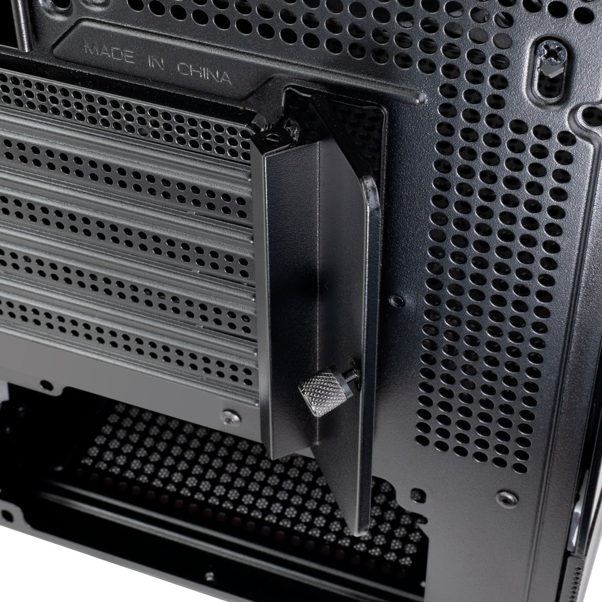 Silverstone lucid 04 mini tower behuizing (zwart | 2x usb-a | 1x usb-c | rgb | tempered glass)