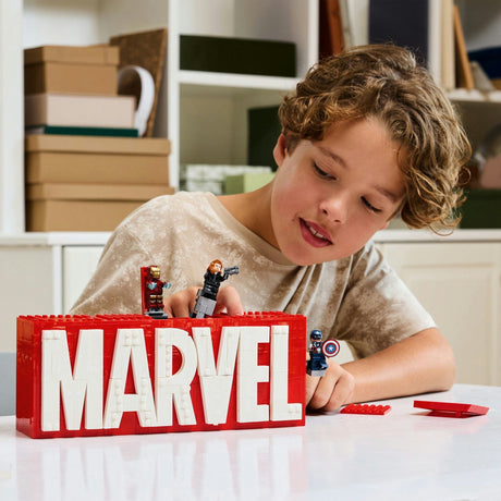 Lego marvel: marvel logo en minifiguren verzamelset - 76313