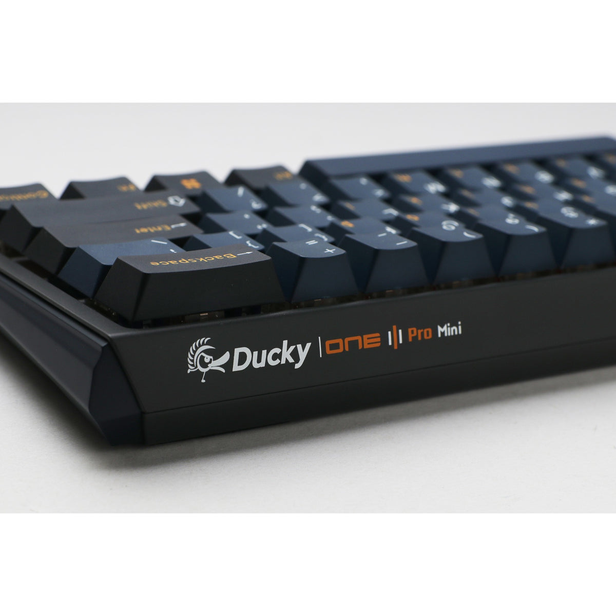Ducky one 3 pro mini rgb mechanisch gaming toetsenbord (zwart, us lay-out (qwerty), cherry mx2a speed silver, 60%, rgb led, double-shot pbt, quack mechanics, hot swap)