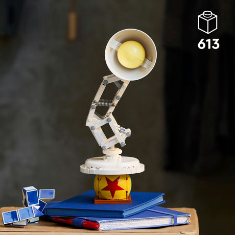 Lego ® ideas disney pixar luxo jr. displaymodel - 21357