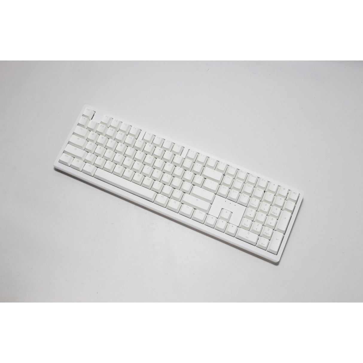 Ducky zero 6108 pure white rgb mechanisch gaming toetsenbord (wit, us lay-out (qwerty), cherry mx2a brown, 100%, rgb leds, double-shot pbt, hot swap, 2.4ghz | bluetooth | usb-c)