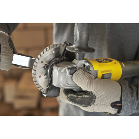 Stanley fatmax v20 18v haakse slijper 125mm (zwart geel, accu en oplader inbegrepen, met koffer)