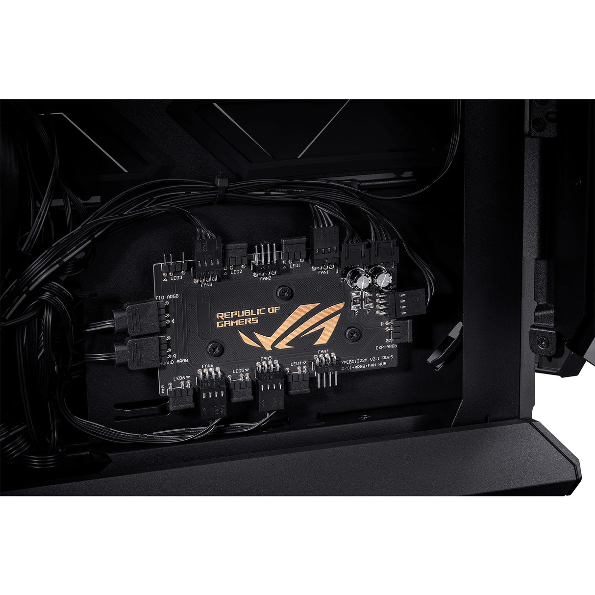 Asus rog hyperion gr701 big tower behuizing (zwart | 4x usb-a | 2x usb-c | rgb | tempered glass)