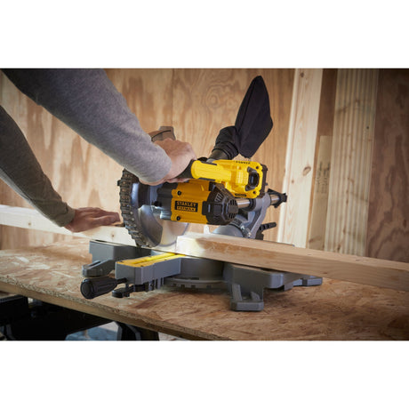 Stanley fatmax v20 18v 4.0ah 190 mm afkort- en verstekzaag (geel zwart, accu (18v, 4.0ah) en oplader (2a) inbegrepen)