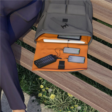 Goobay outdoor solar power bank 20,000 mah with power delivery powerbank (zwart)