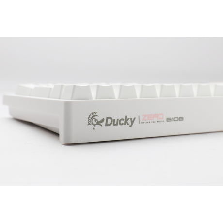 Ducky zero 6108 pure white rgb mechanisch gaming toetsenbord (wit, us lay-out (qwerty), cherry mx2a red, 100%, rgb leds, double-shot pbt, hot swap, 2.4ghz | bluetooth | usb-c)
