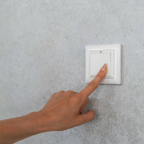 Shelly blu wall switch 4 + gira merten adapter schakelaar (wit, bluetooth 4.2)