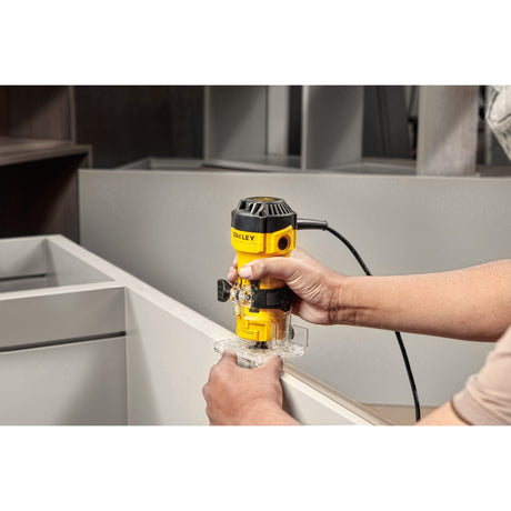 Stanley 550w kantenfrees bovenfrees (geel zwart)