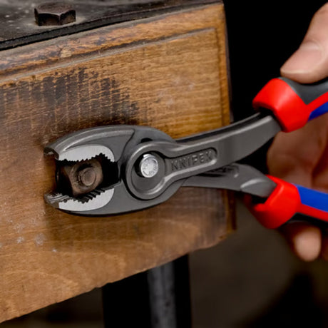 Knipex 82 02 200 voorgriptang
