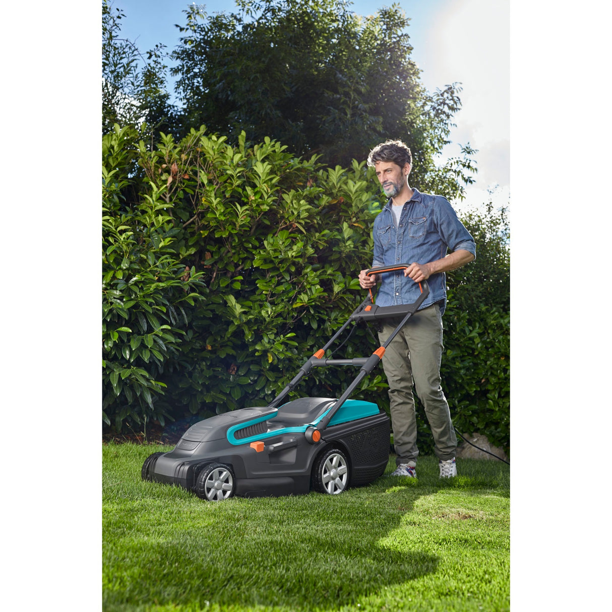 Gardena powermax™ elektrische grasmaaier - maaibreedte 42 cm - gazons tot ca. 800m²