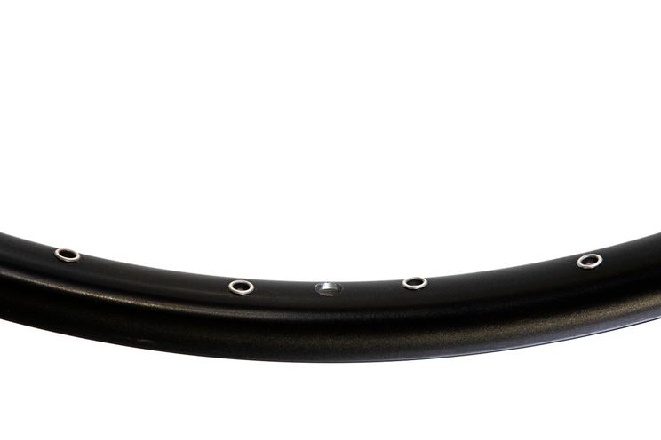 RIM 650 da 28 pollici non pulito 36 gt nero