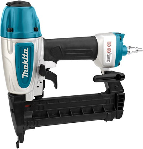 Makita at638a 8 bar nietmachine (narrow crown) in koffer, met olie - at638a