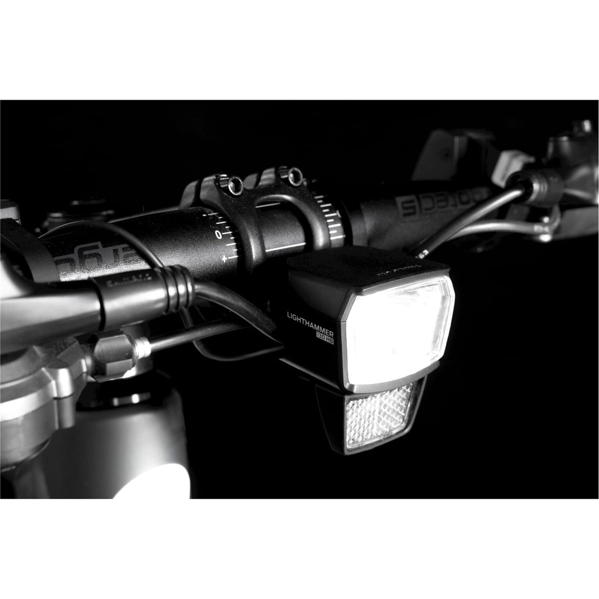 TRELOCK HEADLIGHT Lighthammer LS 930-HB E-B 12V DC 130 Lux